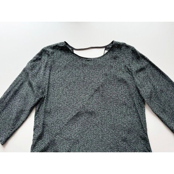 Aritzia WILFRED Dark Green Abstract Print 100% Silk Open Back Blouse Top, Size M - Picture 6 of 11